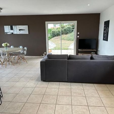 Au Jardin De Papy Pensionat Veranne Exteriör bild
